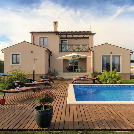 Villa Nana - Modern Villa With A Pool Surrounded By Nature, Istria-Pula Valtura Luaran gambar