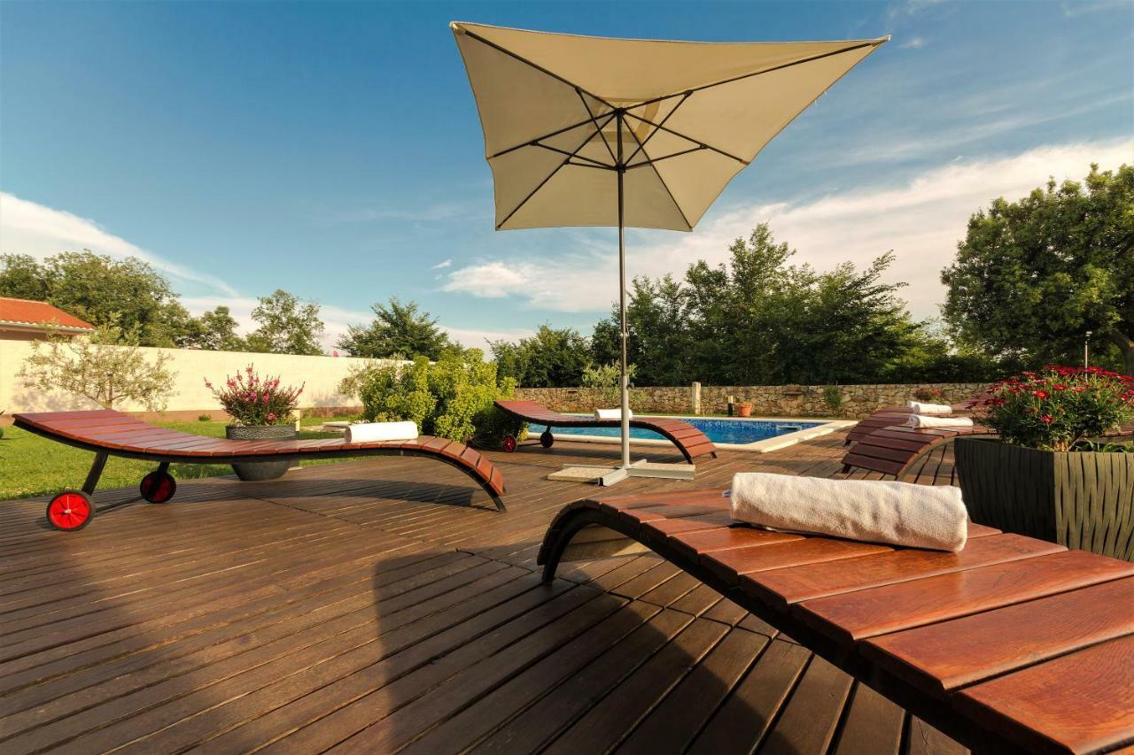 Villa Nana - Modern Villa With A Pool Surrounded By Nature, Istria-Pula Valtura Luaran gambar