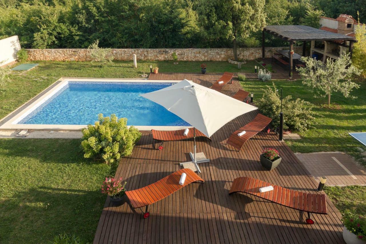 Villa Nana - Modern Villa With A Pool Surrounded By Nature, Istria-Pula Valtura Luaran gambar
