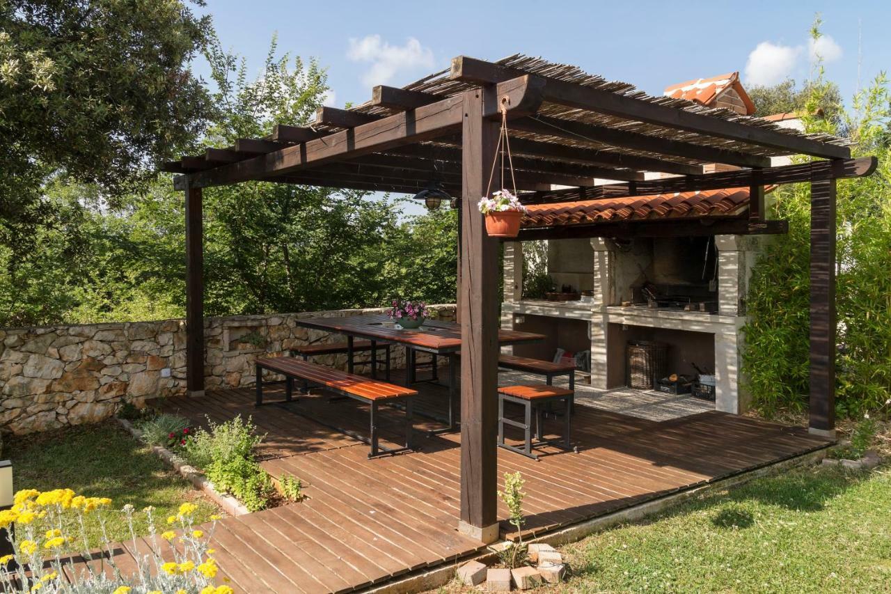 Villa Nana - Modern Villa With A Pool Surrounded By Nature, Istria-Pula Valtura Luaran gambar