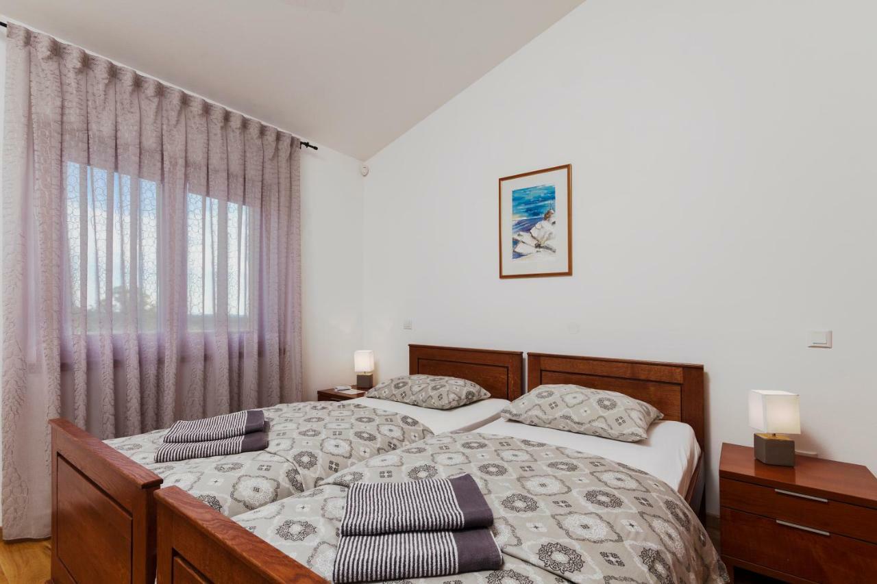 Villa Nana - Modern Villa With A Pool Surrounded By Nature, Istria-Pula Valtura Luaran gambar